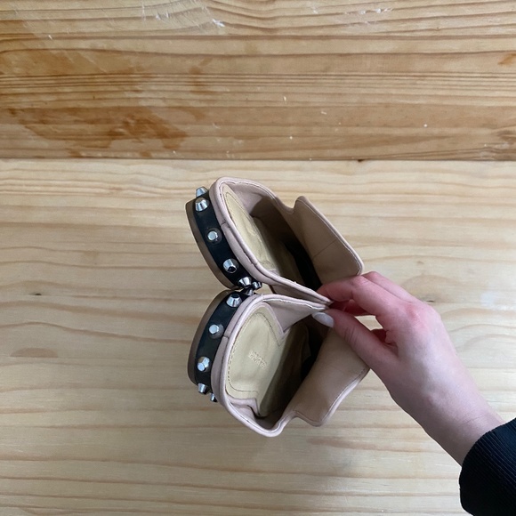 MARC FISHER Light Pink Leather Studded Cap Toe Mules - Picture 7 of 11